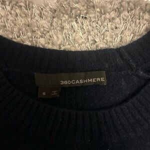 360Cashmere NavySweater